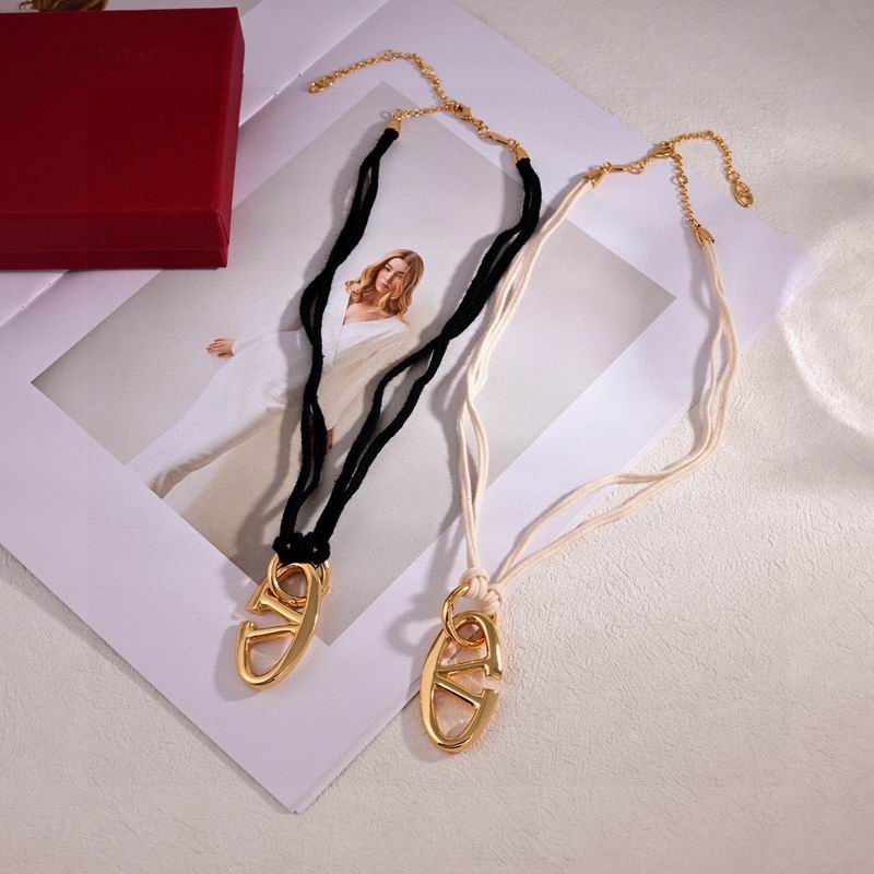 Valentino necklace 02yxh54